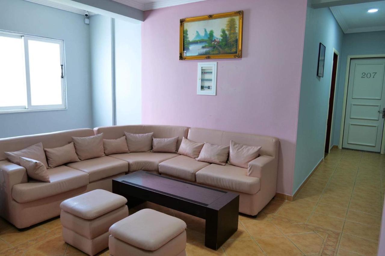 Hotel Erdano Sarandë 外观 照片