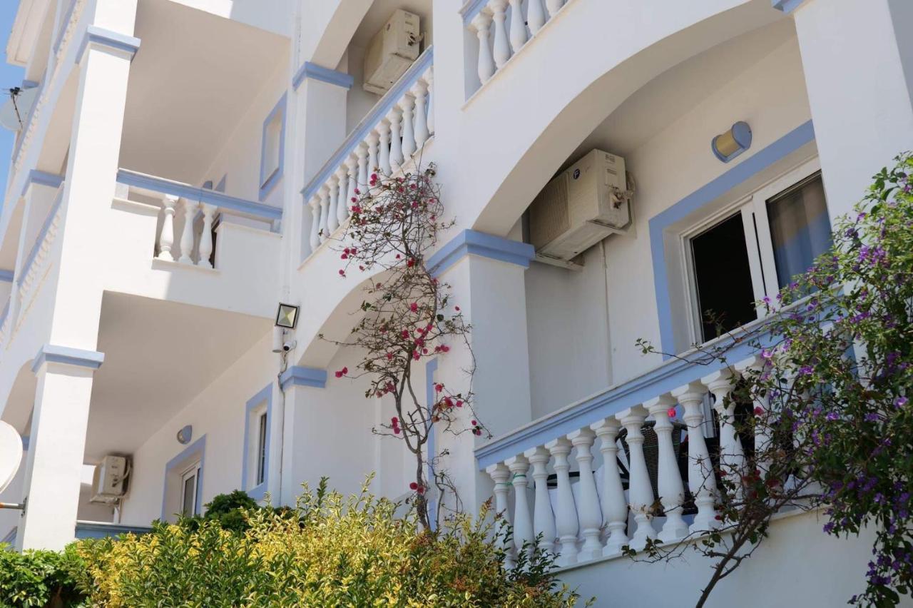 Hotel Erdano Sarandë 外观 照片