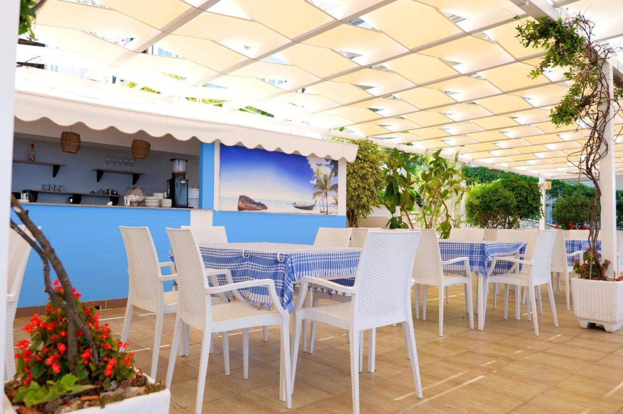Hotel Erdano Sarandë 外观 照片