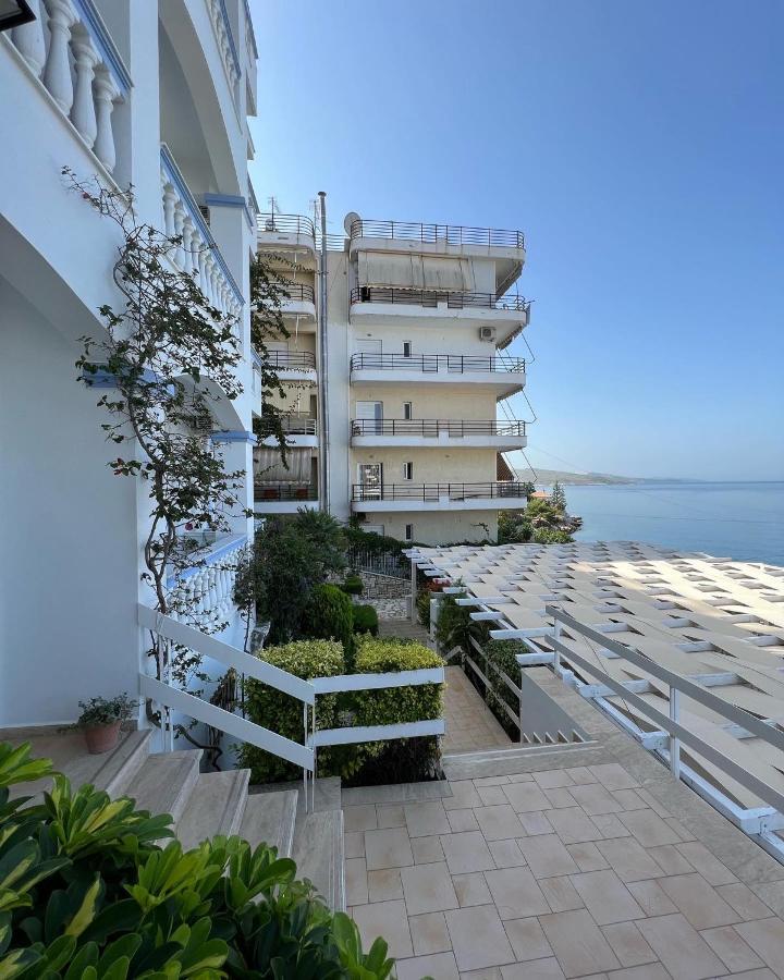 Hotel Erdano Sarandë 外观 照片