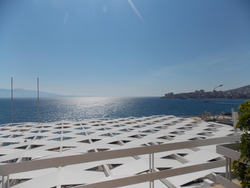 Hotel Erdano Sarandë 外观 照片