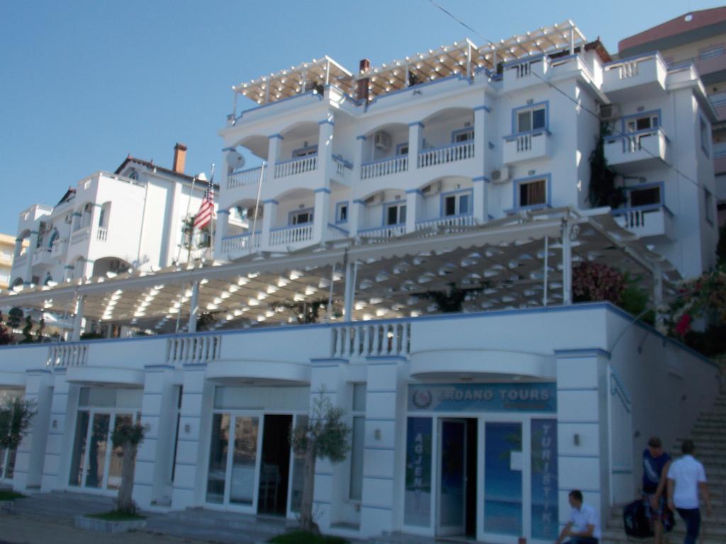 Hotel Erdano Sarandë 外观 照片